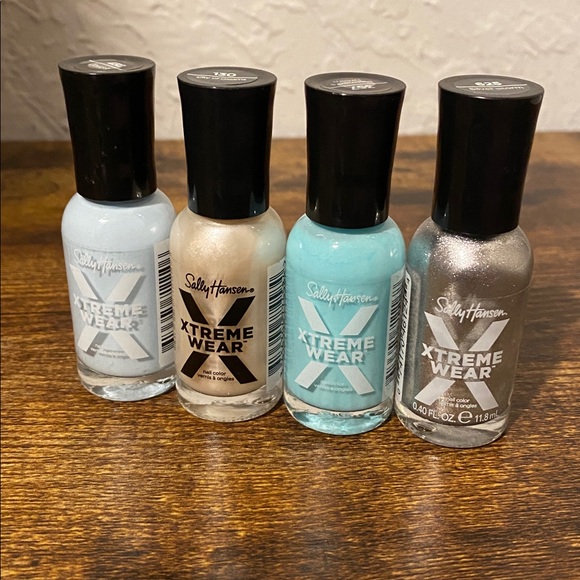 Sally Hansen Xtreme Wear Nail Polish Set - Blue, Gold, Silver - Picture 1 of 2